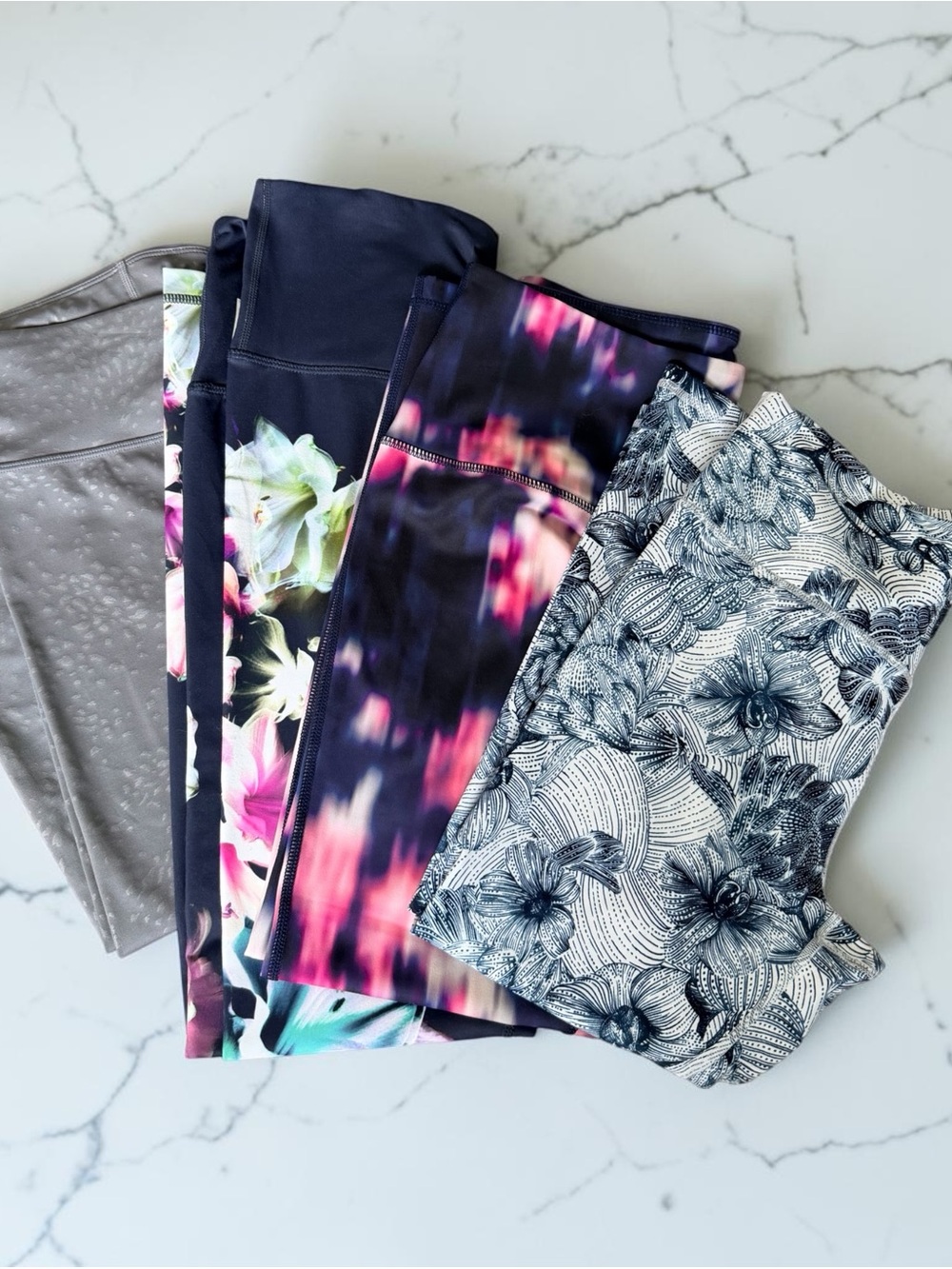 LOT of Athletic Leggings Fabletics/Zella/Gapfit Sz MEDIUM Floral Girly Yoga